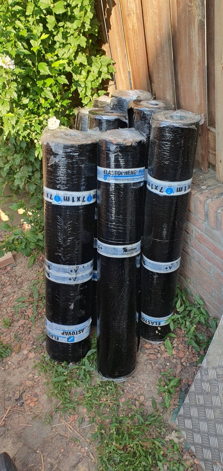 Nieuw dakleer rollen 8 stuks- Elastophene Flam en Elastovap, Ophalen, Overige materialen, Zwart, Nieuw