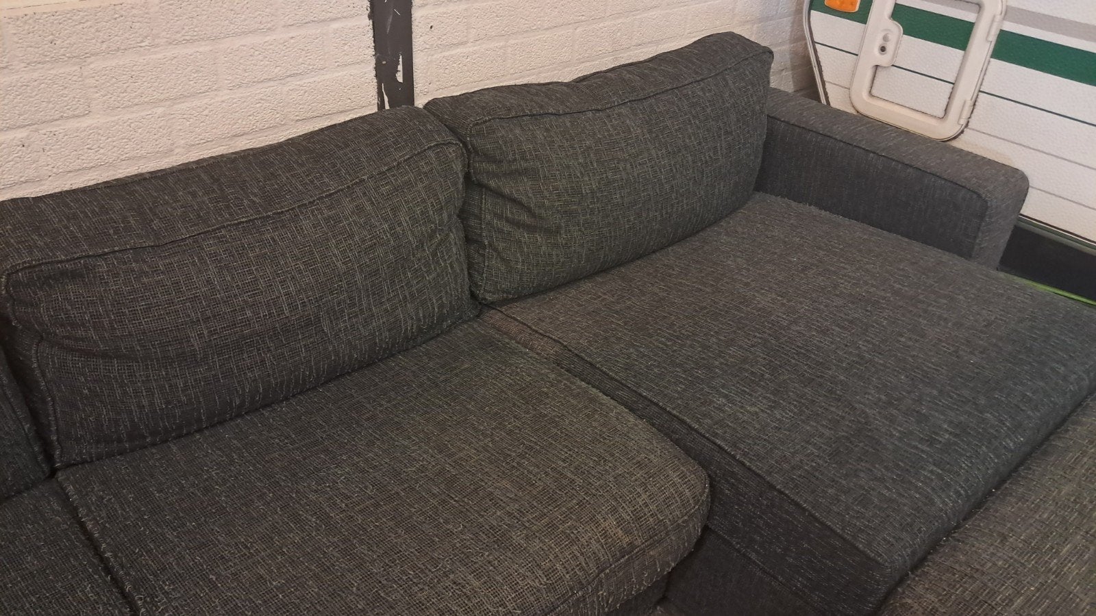 zwarte hoekbank met chaise longue, Ophalen, 250 tot 300 cm, Gebruikt, Hoekbank