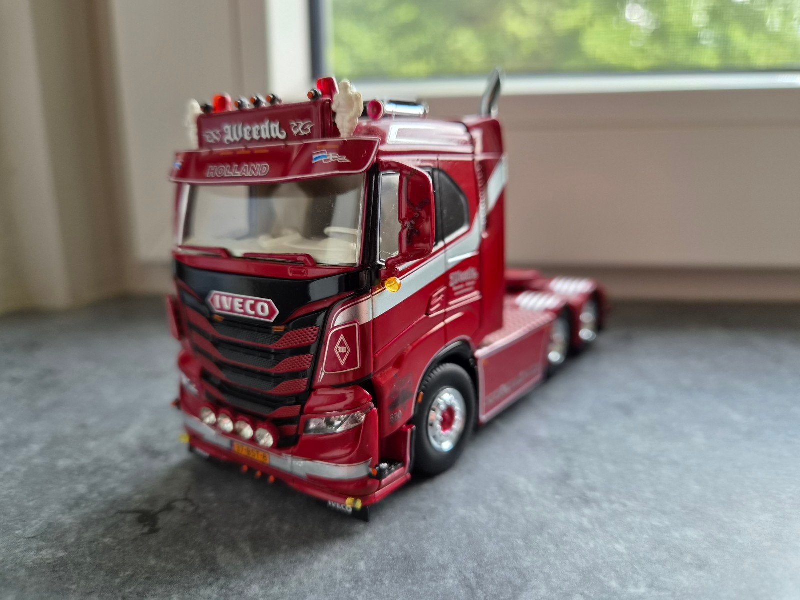1/50 Iveco S-Way Weeda Transport "Gomorra", Ophalen of Verzenden, Zo goed als nieuw, Bus of Vrachtwagen, Tekno