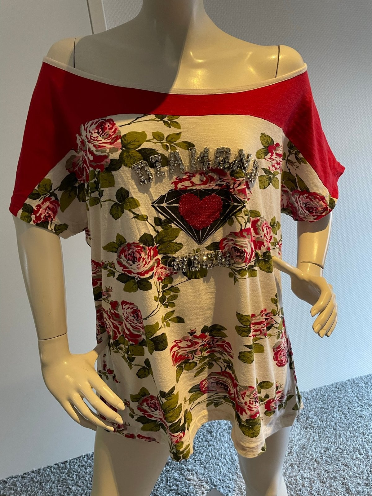 Twinset shirt met steentjes maat l, Beige, Maat 42/44 (L), Ophalen of Verzenden, Zo goed als nieuw