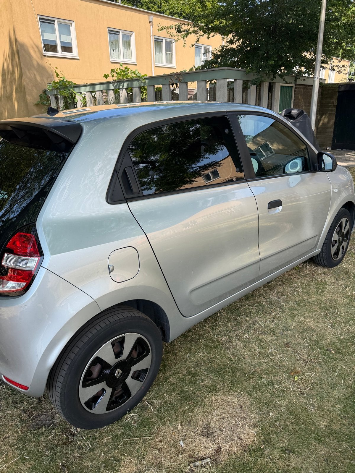 Renault Twingo 1.0 SCe 70pk S&S 2016 Grijs, Auto's, Renault, Particulier, Twingo, Benzine, D, Hatchback, Handgeschakeld, Geïmporteerd