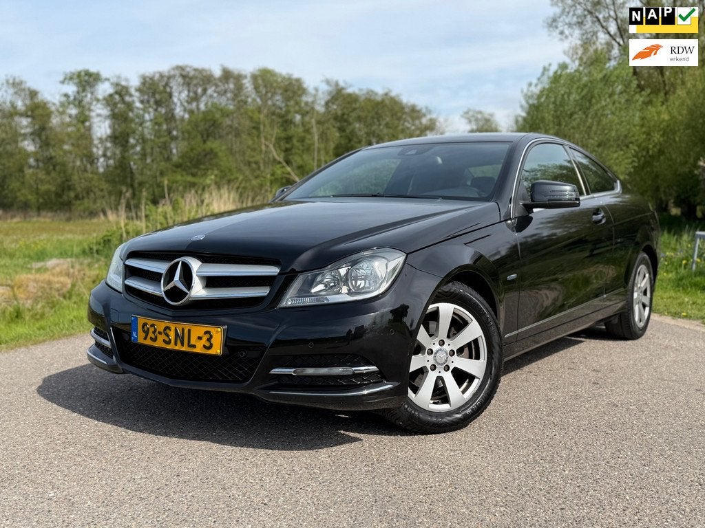 Mercedes-Benz C-klasse Coupé 180 / Automaat / NL Auto / NAP, Automaat, Euro 5, Zwart, 4 stoelen