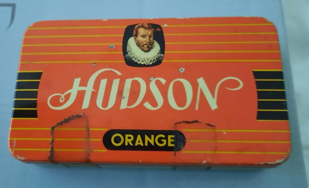 Leuk oud sigarenblikje van Hudson Orange in gebruikte staat, Verzamelen, Rookartikelen, Aanstekers en Luciferdoosjes, Ophalen of Verzenden