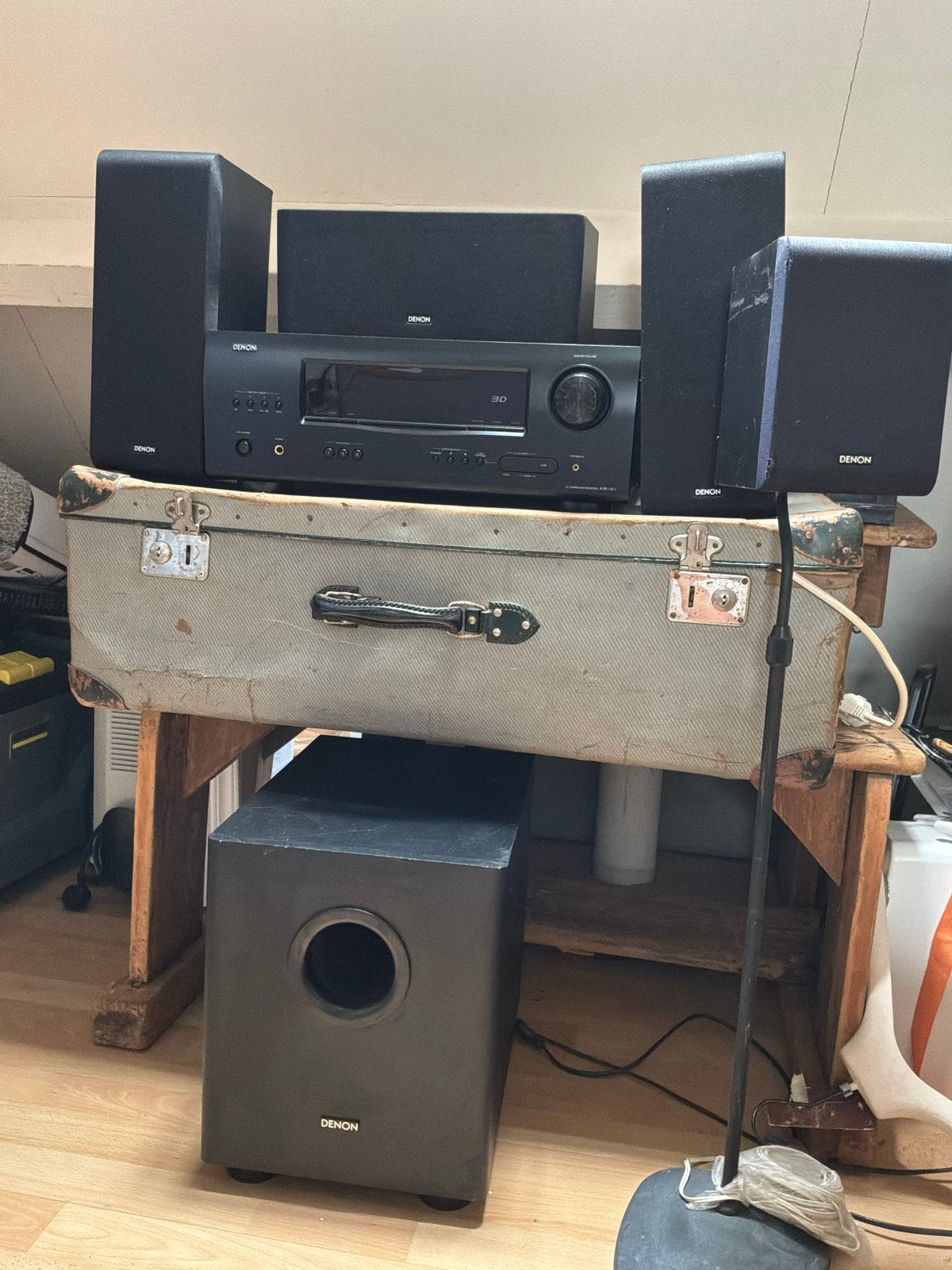 Denon AVR-1311 5.1 AV-receiver met 3D-ondersteuning, Gebruikt, 70 watt of meer, 5.1-systeem, Overige spelers