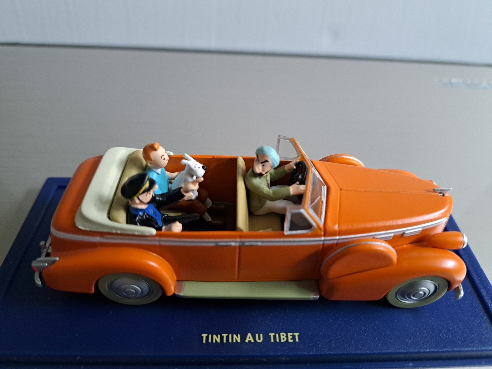 Kuifje, Cadillac Fleetwood 1938, 1:43, nieuw, Hobby en Vrije tijd, Modelauto's | 1:43, Ophalen of Verzenden, Nieuw, Auto, Overige merken