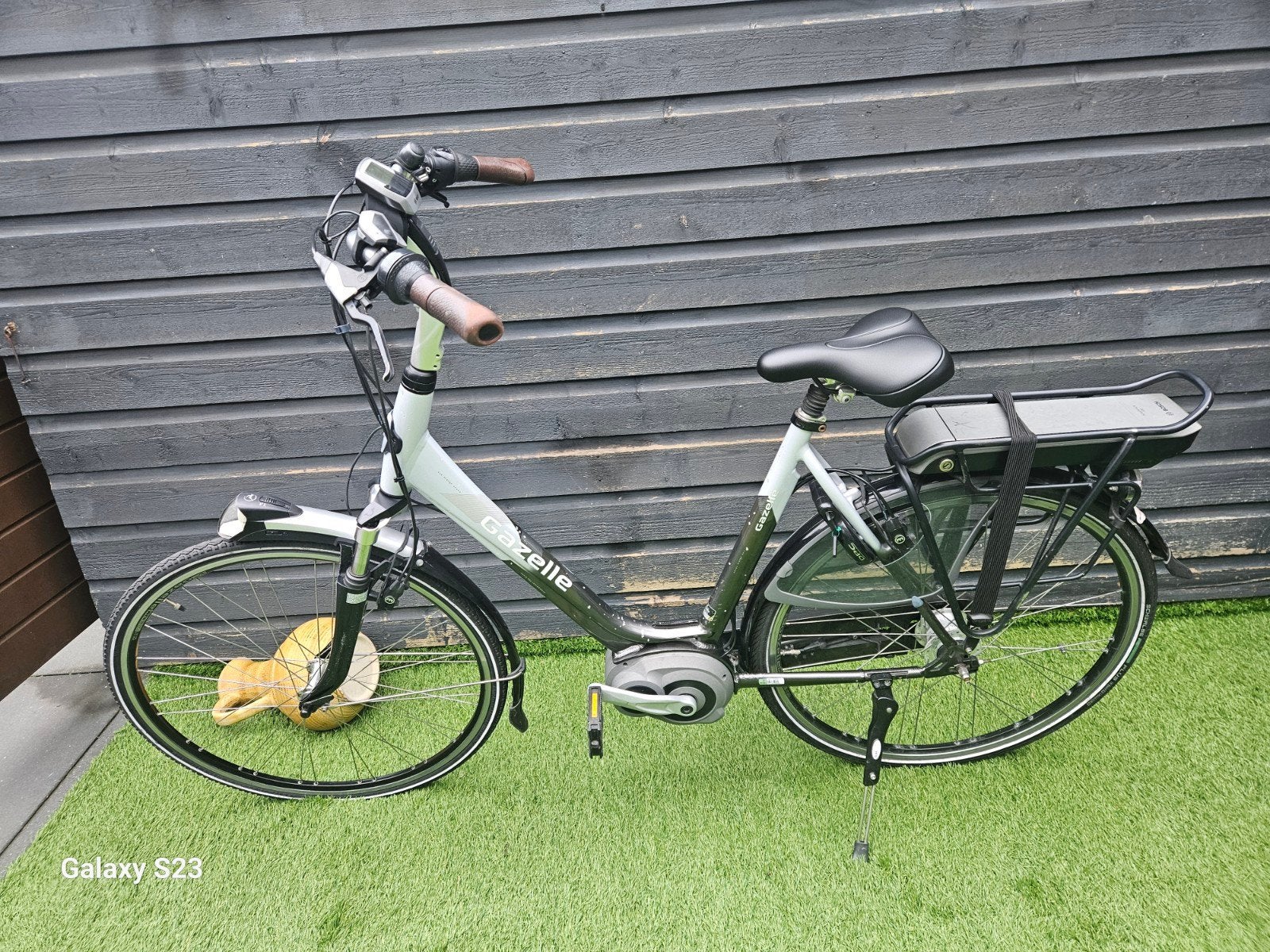 mooie electrische gazelle  bosche  middenmotor., Fietsen en Brommers, 56 cm of meer, Ophalen of Verzenden, Zo goed als nieuw, Gazelle