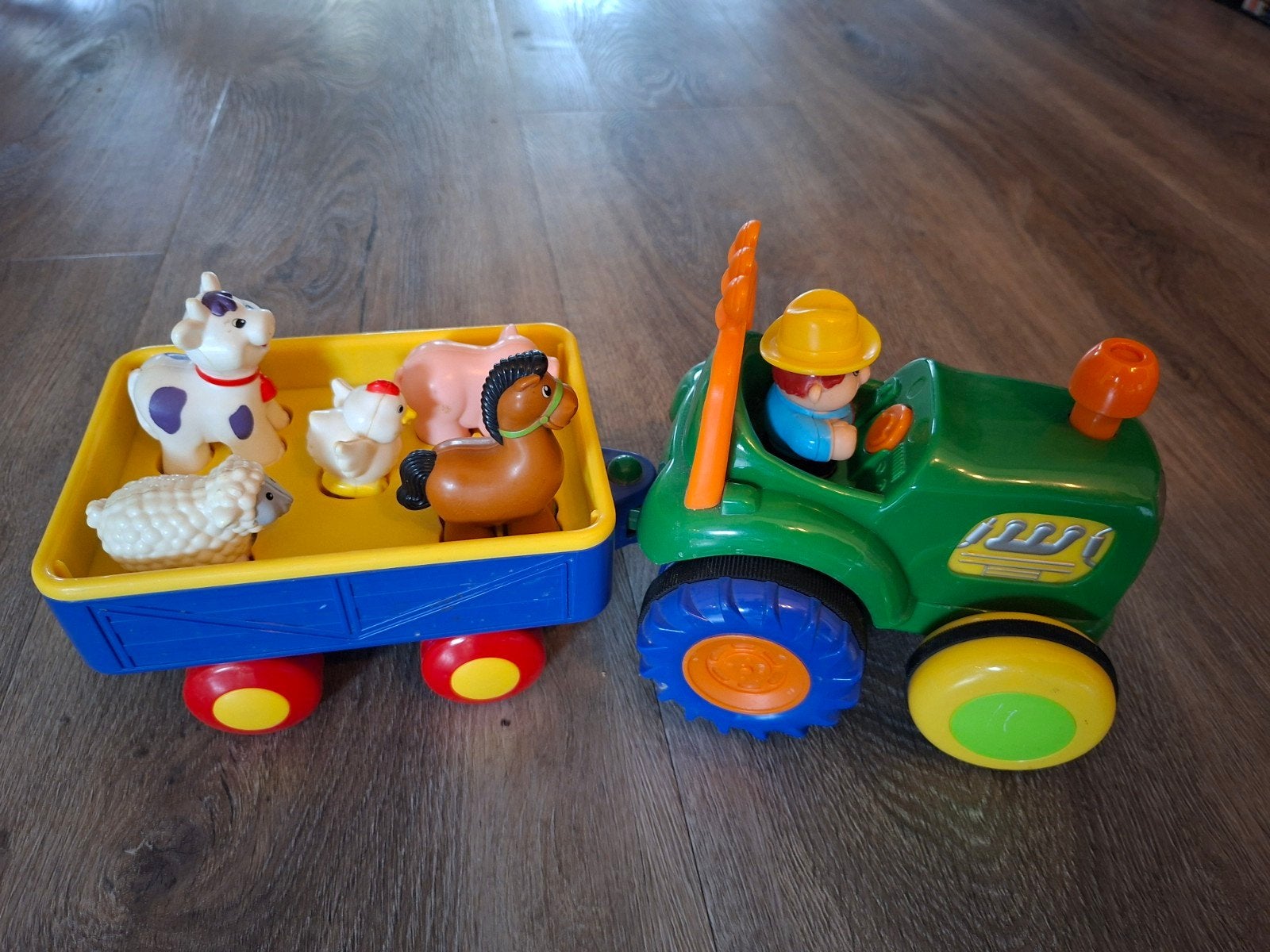 Boerderij speelset met geluid en zelfrijdende tractor, Ophalen, Gebruikt, Met geluid