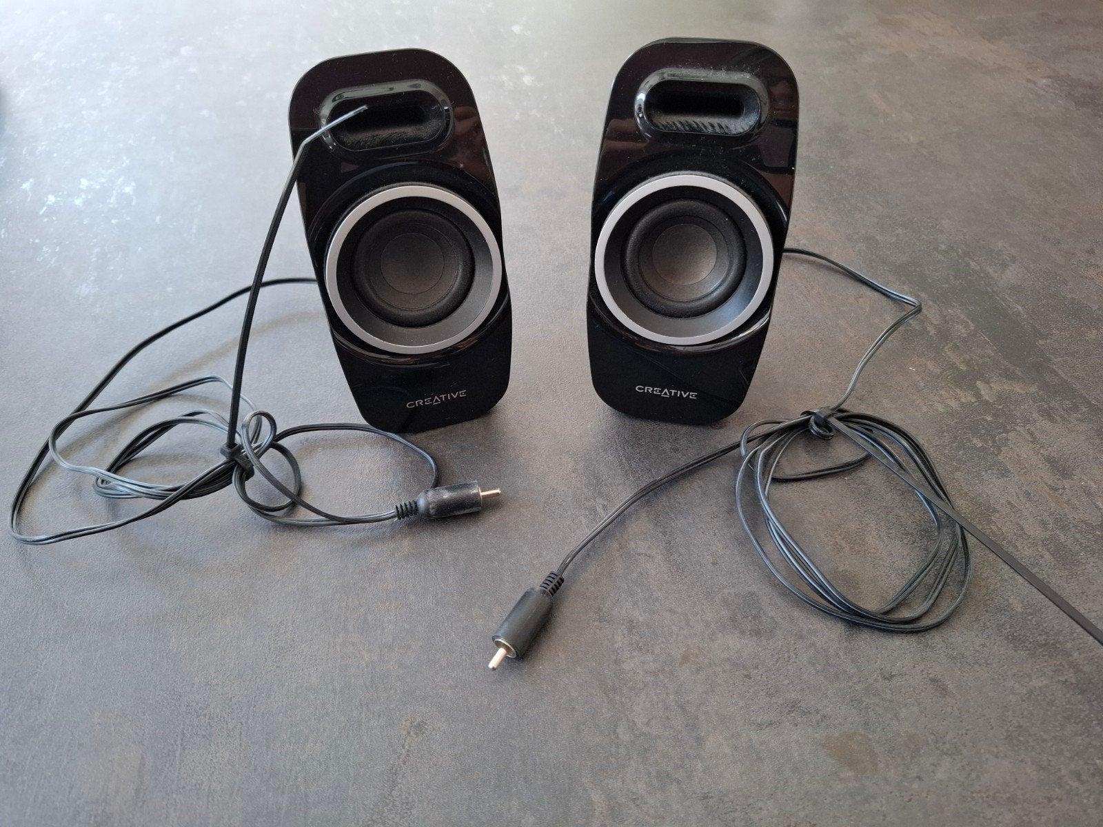 Creative 2.0 Luidsprekerset - Compact en Helder Geluid, Ophalen of Verzenden, Gebruikt, Audiokanaal 2, Creative