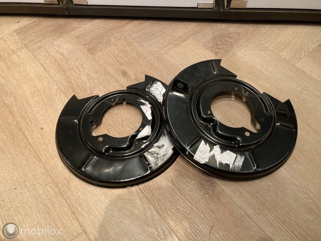 Ankerplaat links en rechts achter BMW 3-serie E30 ('83-'92), Nieuw, Ophalen of Verzenden, BMW, BMW