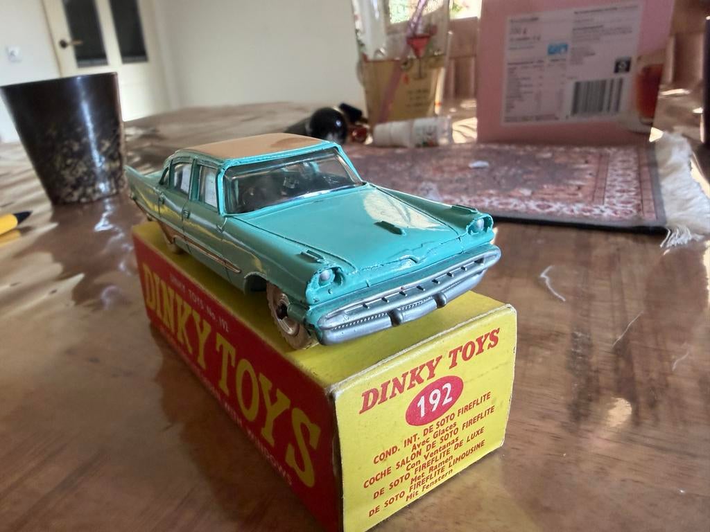 Dinky Toys DeSoto Fireflite met originele doos - Nieuwstaat, Auto, Nieuw, Dinky Toys, Ophalen of Verzenden