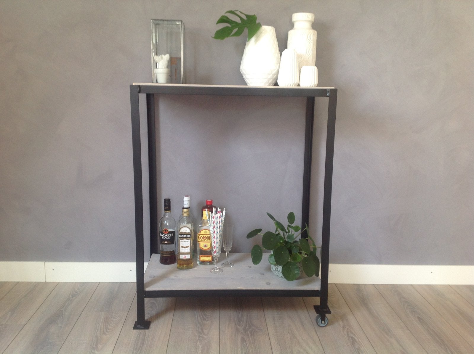 Bijzettafel/serveerwagen/trolley/barwagen zwart, Metaal of Aluminium, Ophalen of Verzenden, Zo goed als nieuw, 75 cm of meer