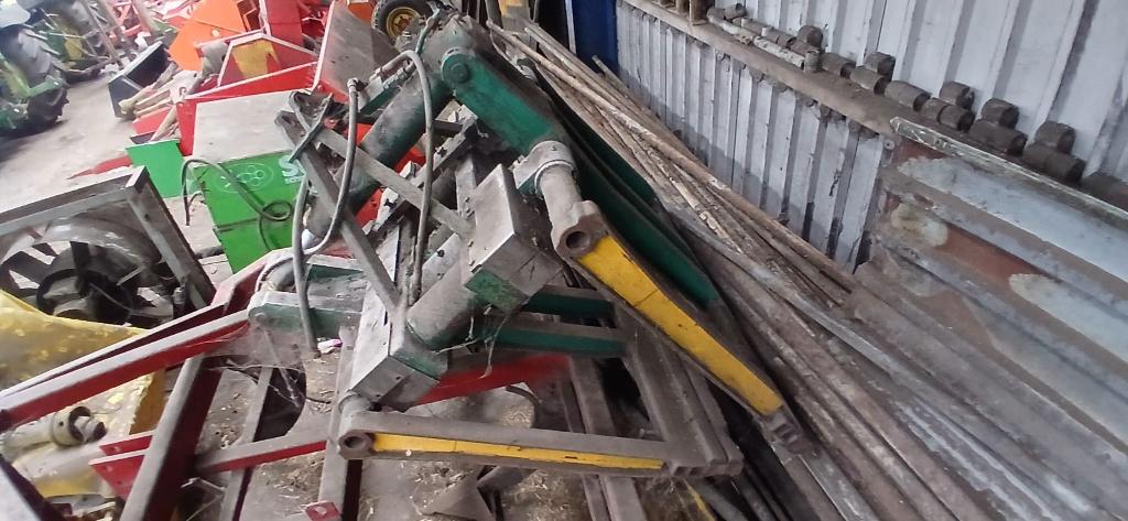 stenenklem, Doe-het-zelf en Verbouw, Ophalen, Gebruikt