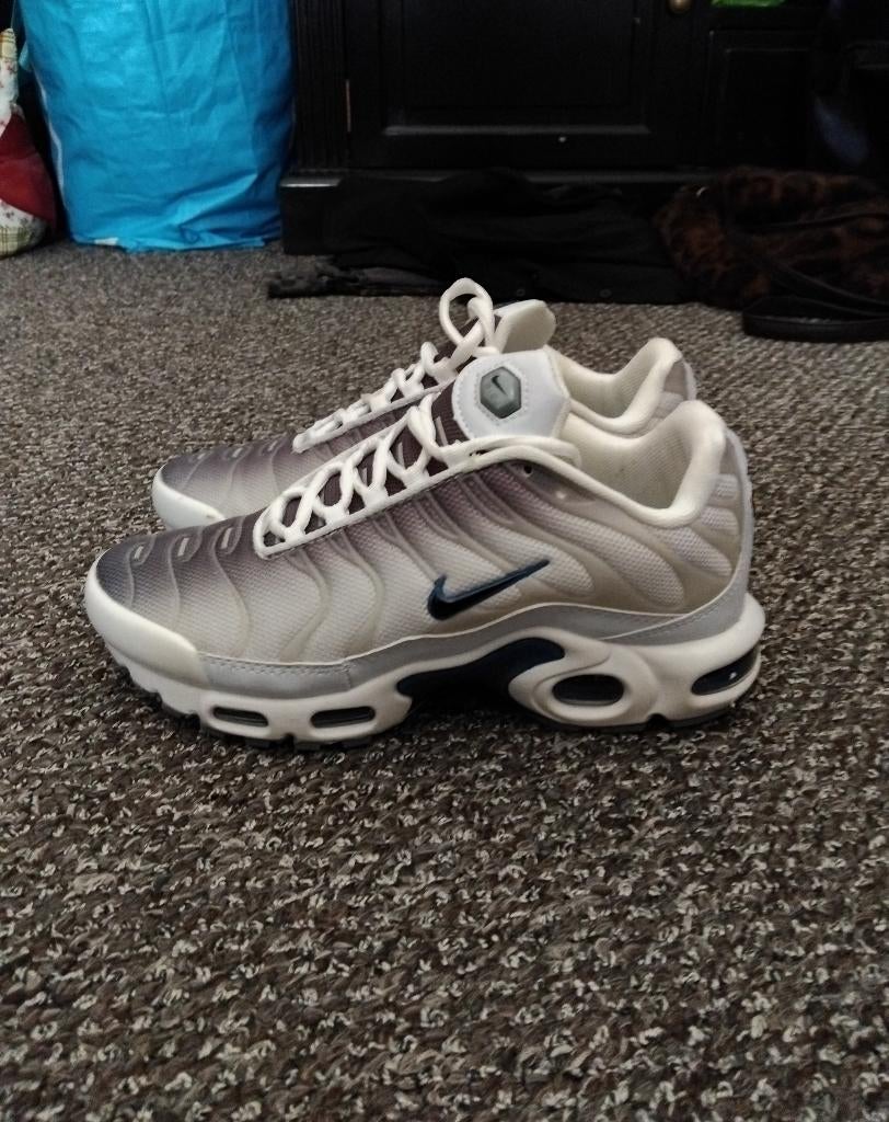 Nike TN schoenen, Kleding | Dames, Schoenen, Nike, Ophalen of Verzenden, Grijs, Sneakers of Gympen
