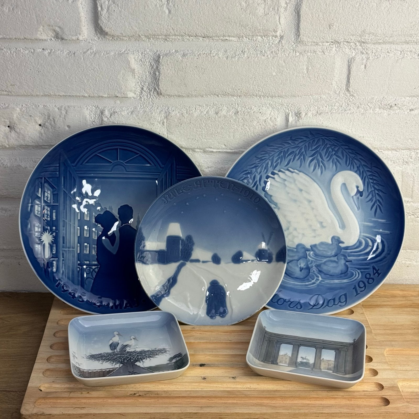 Set van Bing & Grondahl Keramiek: Kerstbord, Zwaan, Ophalen of Verzenden