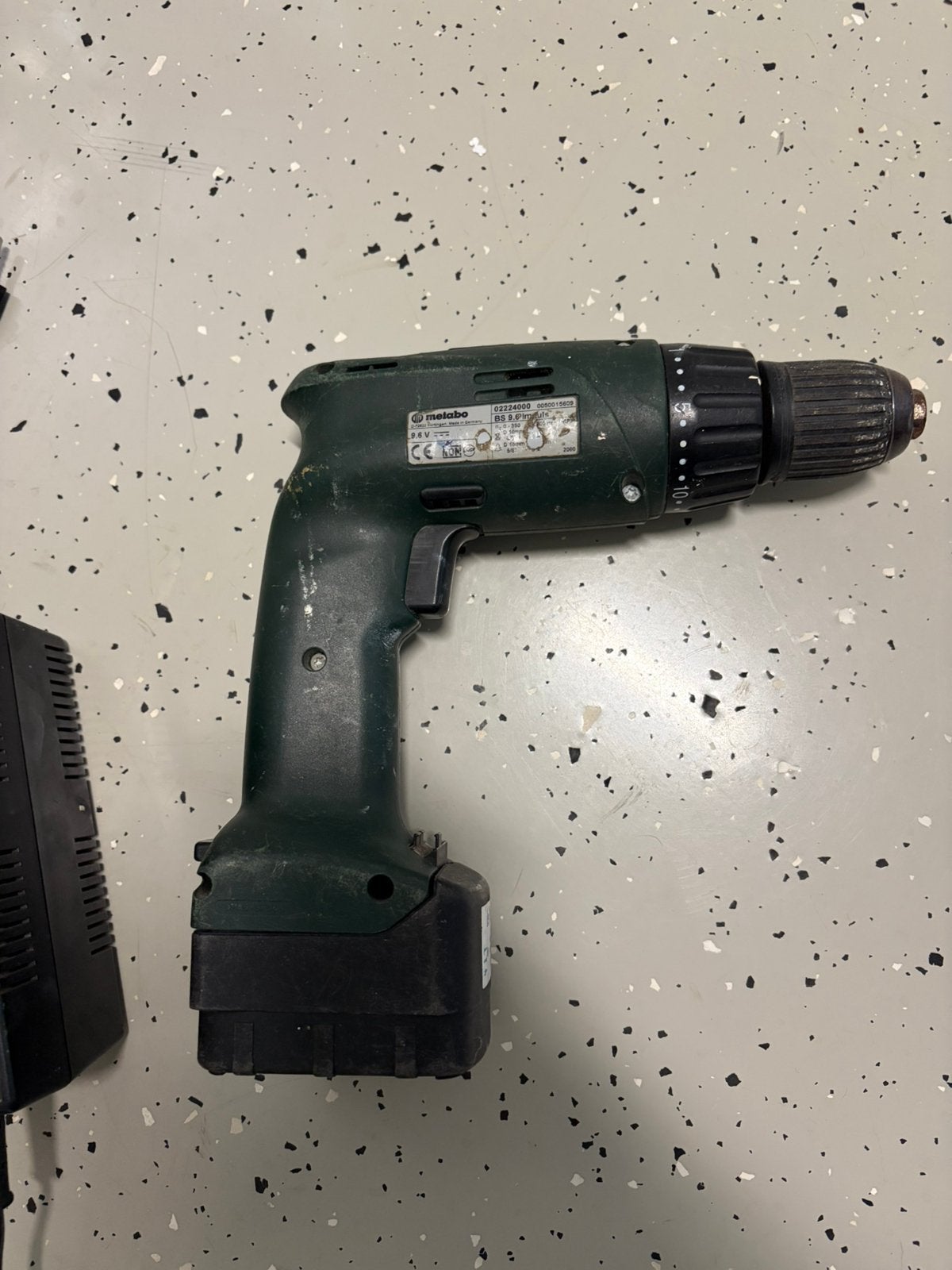 Boormachine metabo, Doe-het-zelf en Verbouw, Gereedschap | Boormachines, Ophalen, Zo goed als nieuw, Boormachine