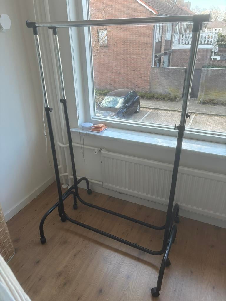 Kledingrek op wieltjes - nieuw, Ophalen of Verzenden, Met wielen, Nieuw