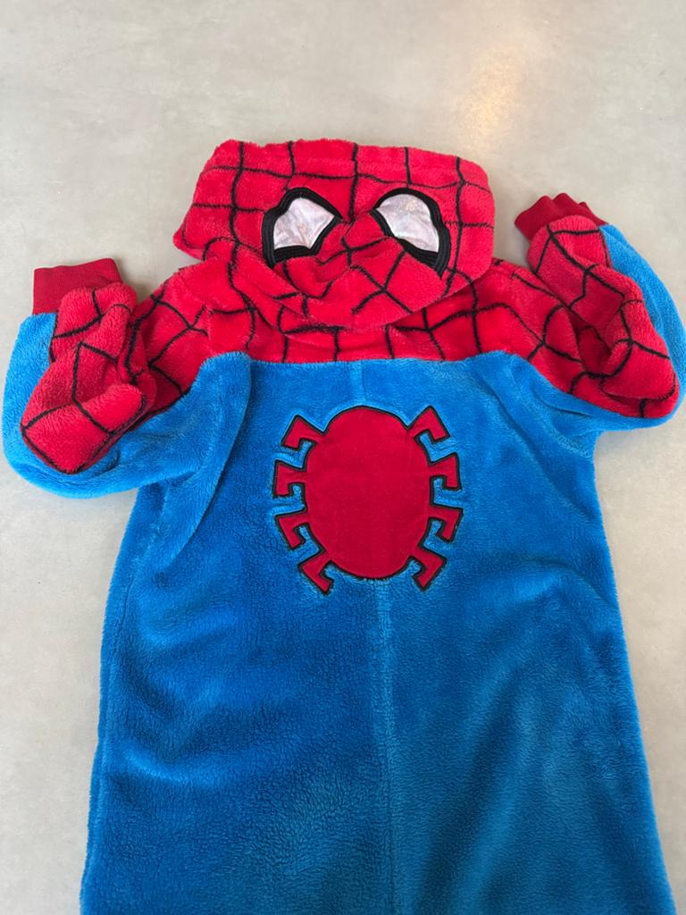 Spiderman Onesie Maat 122 - Zachte Stof, Ophalen, Zo goed als nieuw, Jongen, Overige typen
