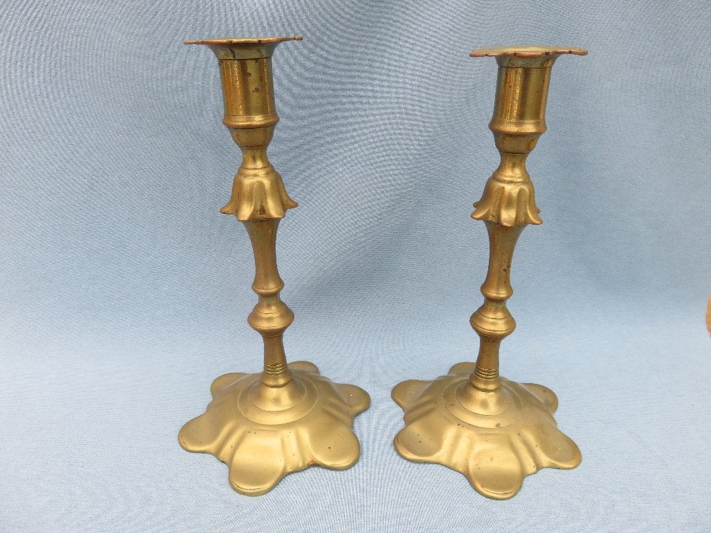 Stel koperen kandelaars – Engeland ca. 1750 A.D., Antiek en Kunst, Antiek | Kandelaars, Ophalen of Verzenden, Koper of Brons