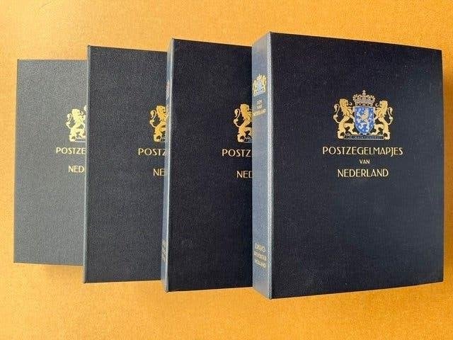 4 DAVO ALBUMS PTT MAPJES 1 T/M 228, Verzenden, Na 1940, Postfris