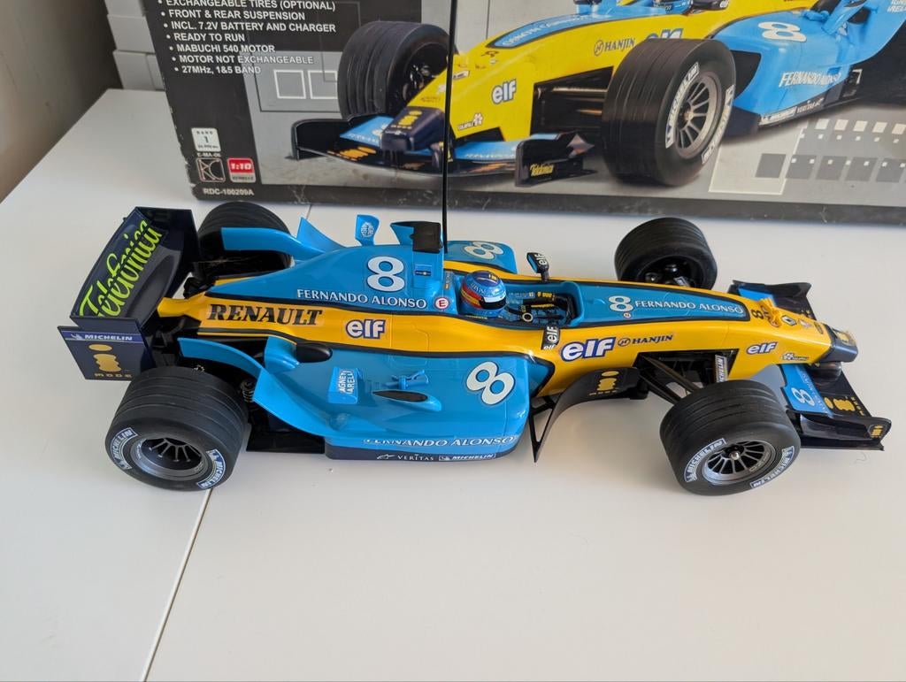 Renault F1 Fernando Alonso afstandsbestuurbare auto, Hobby en Vrije tijd, Modelbouw | Auto's en Voertuigen, Ophalen of Verzenden