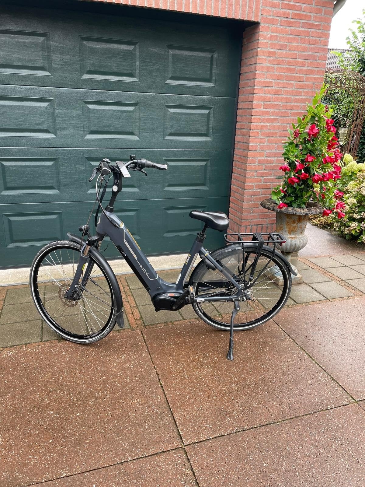 Elektrische fiets Amslod Wellington - 3 jaar oud, Gebruikt, 51 tot 55 cm, 50 km per accu of meer, Ophalen