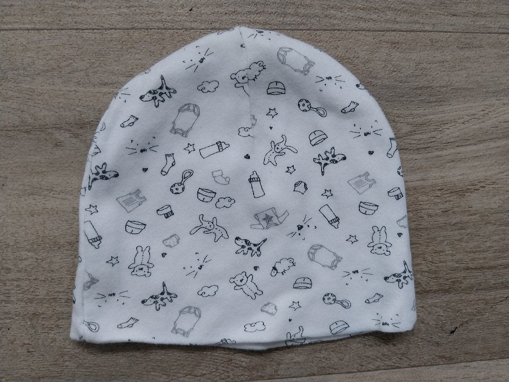 Schattig babymutsje newborn tot 6 maanden, Kinderen en Baby's, Babykleding | Mutsen, Sjaals en Wanten, Ophalen of Verzenden, Zo goed als nieuw