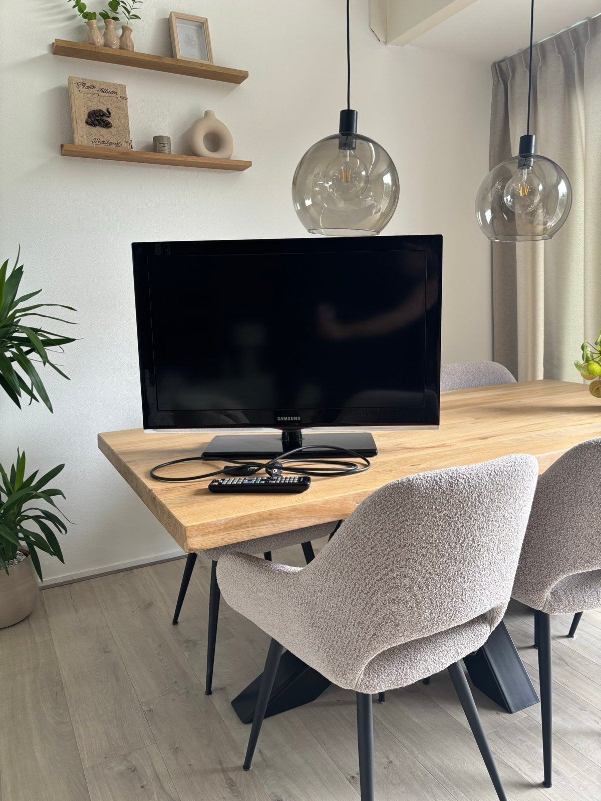 Samsung LCD TV 22 inch - Ideaal voor kleine ruimtes, Audio, Tv en Foto, Televisies, Ophalen, Gebruikt, 50 Hz, Samsung