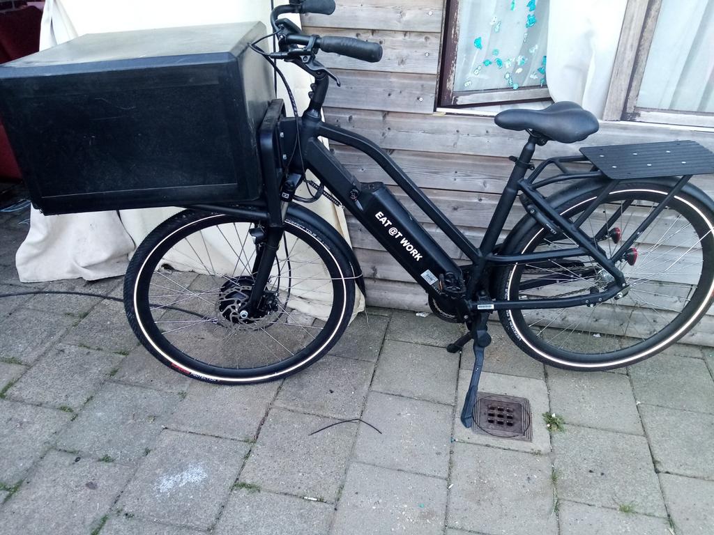 Elektrische fiets met grote box, Fietsen en Brommers, Fietsen | Bakfietsen, Terugtraprem, Goederen, Ophalen, Overige merken