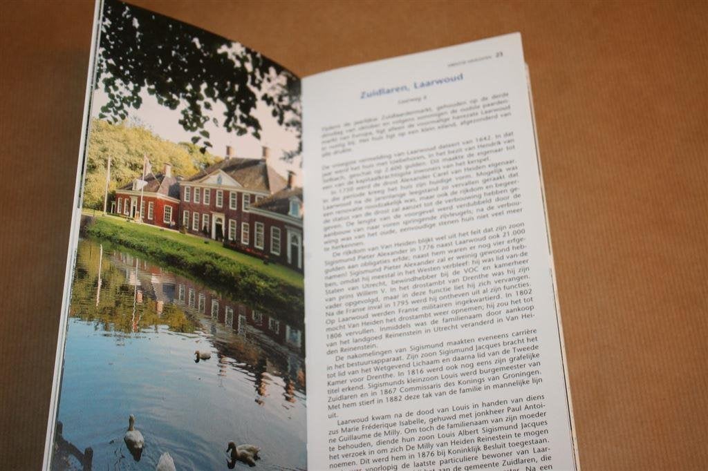 Een tocht langs Drentse havezaten, Ophalen of Verzenden, Zo goed als nieuw