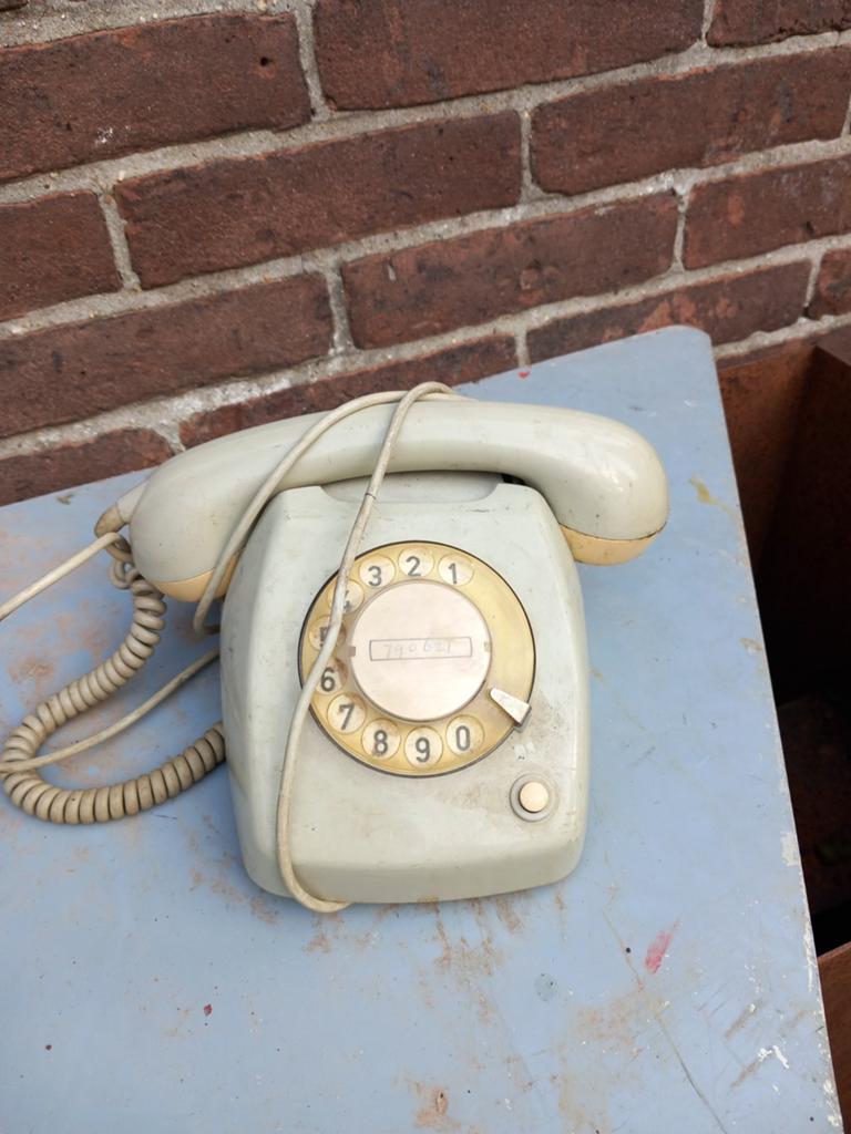PTT telefoon T65  jaren 70 80  5 stuks zie foto's, Ophalen