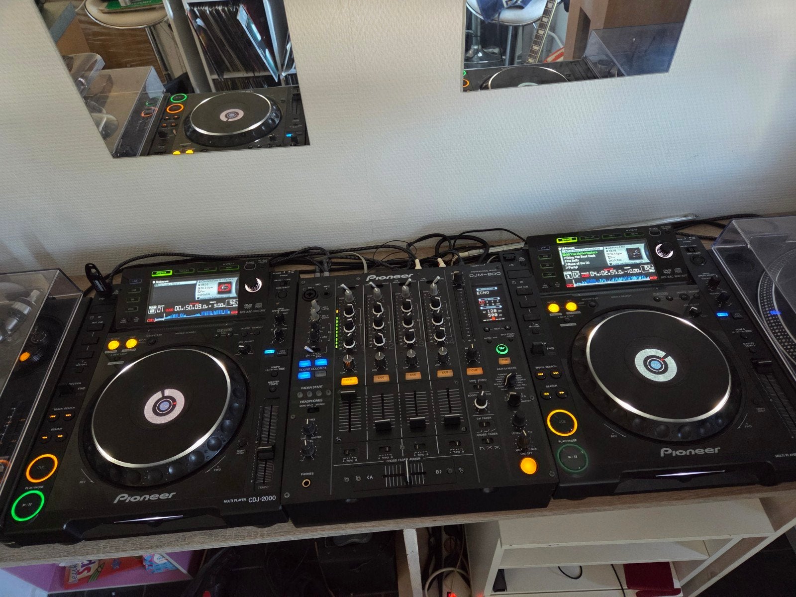 Pioneer DJ-set: 2x CDJ-2000, 1x DJM-800 met flightcase, Ophalen