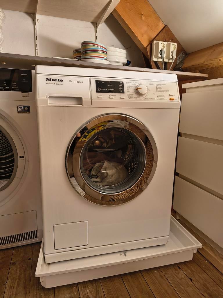 Miele wasmachine, Ophalen, Gebruikt, 1200 tot 1600 toeren, 85 tot 90 cm