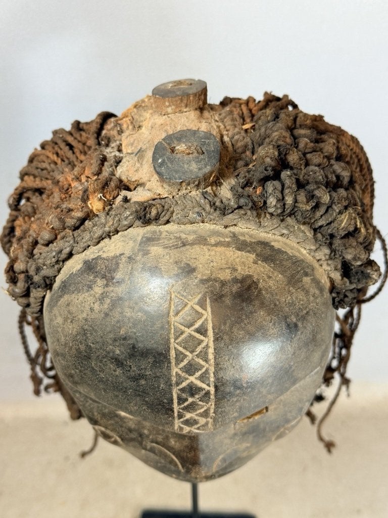260737 - Ooud Afrikaans masker from the Lwena - Angola., Antiek en Kunst, Ophalen of Verzenden