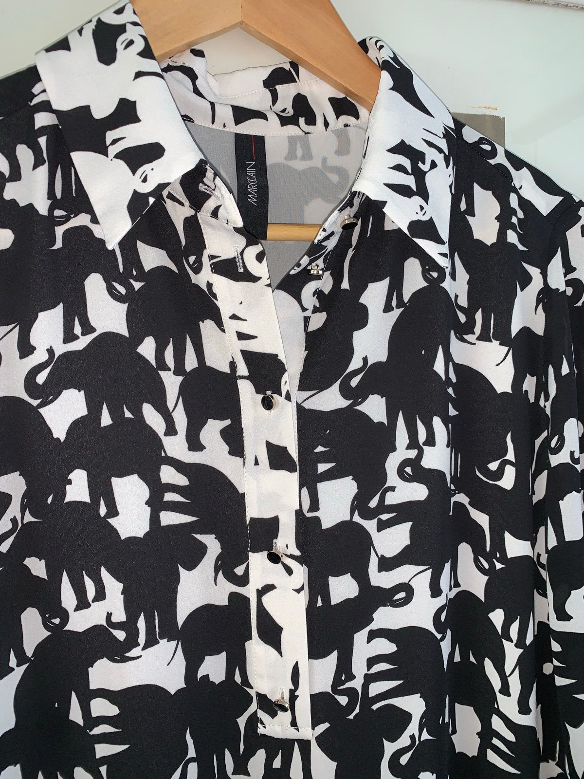 Marc Cain jurk met olifantenprint - Zo goed als nieuw, Kleding | Dames, Zwart, Maat 42/44 (L), Ophalen of Verzenden, Zo goed als nieuw