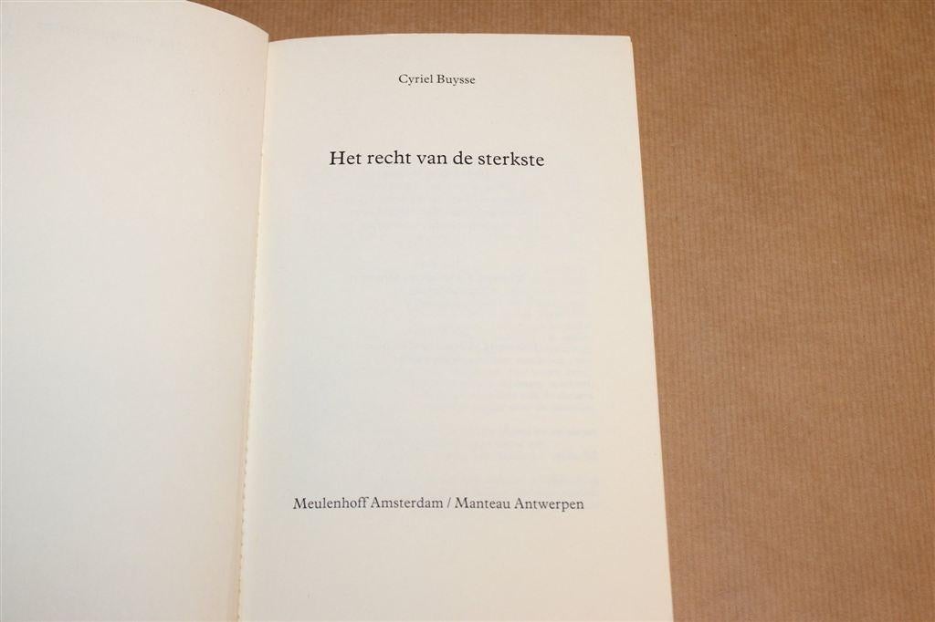 Het Recht van de Sterkste — Cyriel Buysse Vlaamse Klassieker, Ophalen of Verzenden, Gelezen