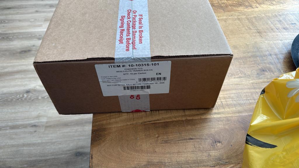 Pokémon TCG: ME02.5 Elite Trainer Box EN (10 stuks), Ophalen of Verzenden, Zo goed als nieuw, Boosterbox