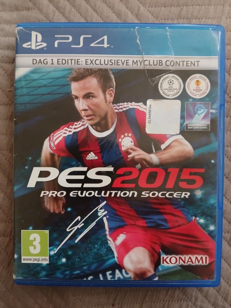 PES 2015 Pro Evolution Soccer PS4, 2 spelers, Ophalen of Verzenden, Zo goed als nieuw, Eén computer