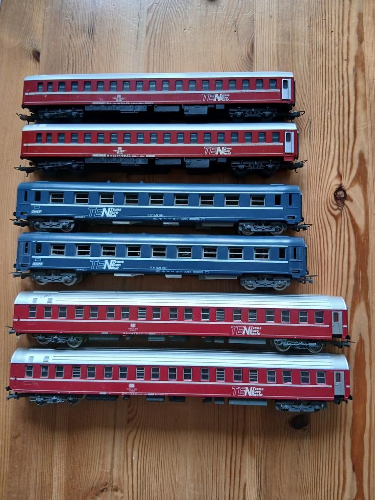 H0 modelspoor 6 rijtuigen TEN van lima en jouef, Gebruikt, Gelijkstroom, Jouef, Wagon