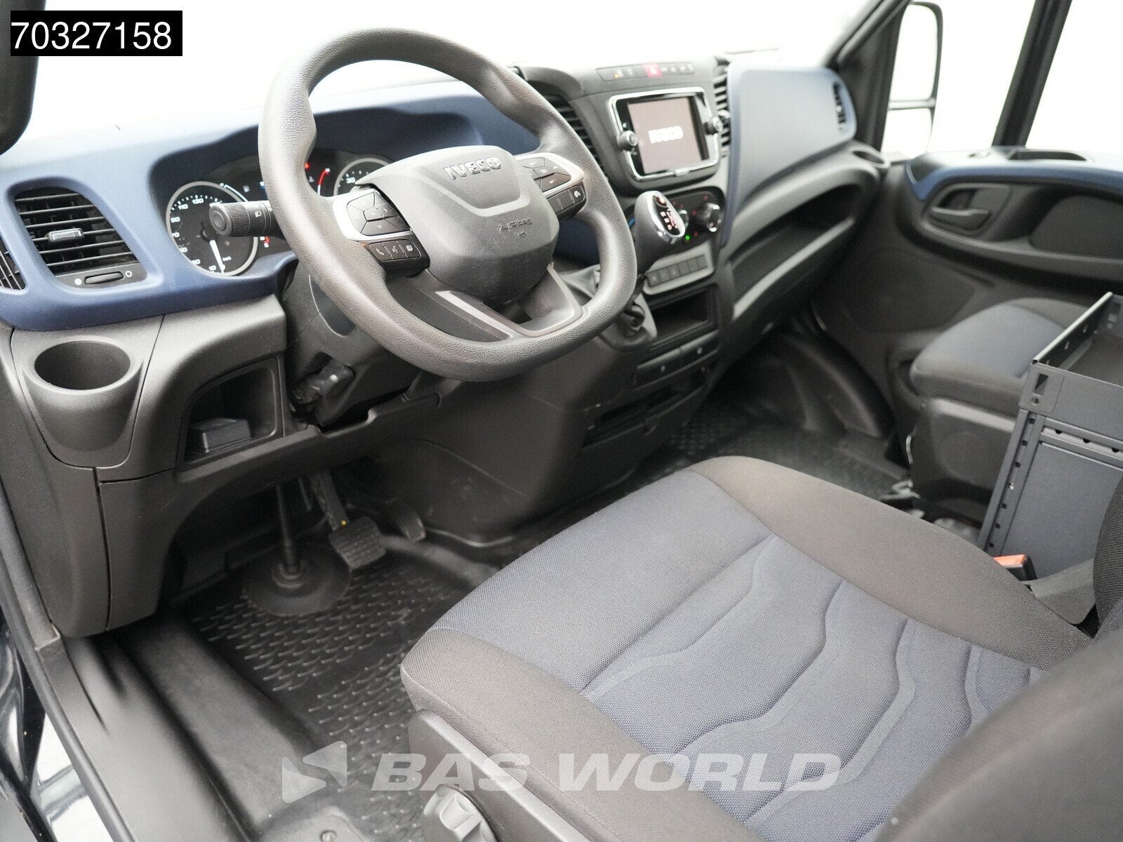 Iveco Daily 35S16 Uniek! Laag Dak Automaat L1H1 160PK Navi L, Automaat, Stof, Gebruikt, Euro 6