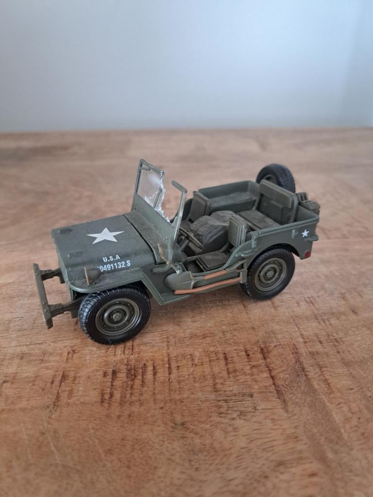 Newray model willys  jeep daimler, Gebruikt, Auto, Ophalen of Verzenden, N.b