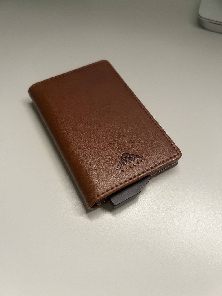 STEALTH Wallet - Zilver Aluminium, Bruin Kunstleer, Kleding | Heren, Overige Herenkleding, Ophalen of Verzenden, Zo goed als nieuw