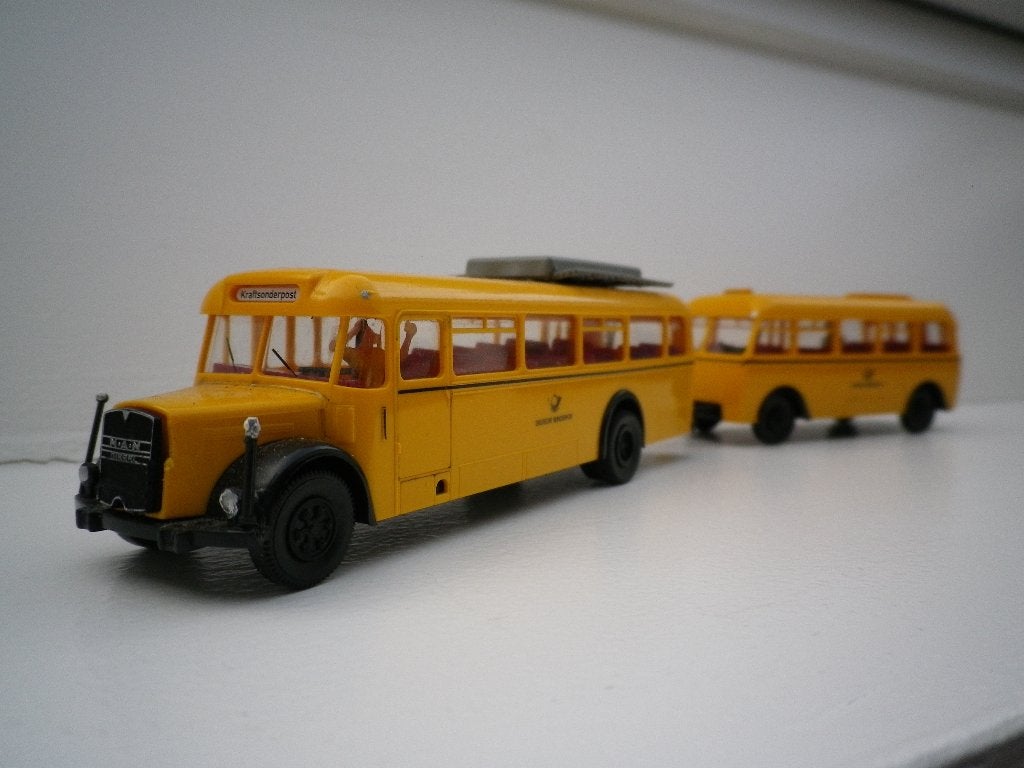Brekina Man Post bus met aanhanger., Ophalen of Verzenden, Zo goed als nieuw, Bus of Vrachtwagen, Brekina