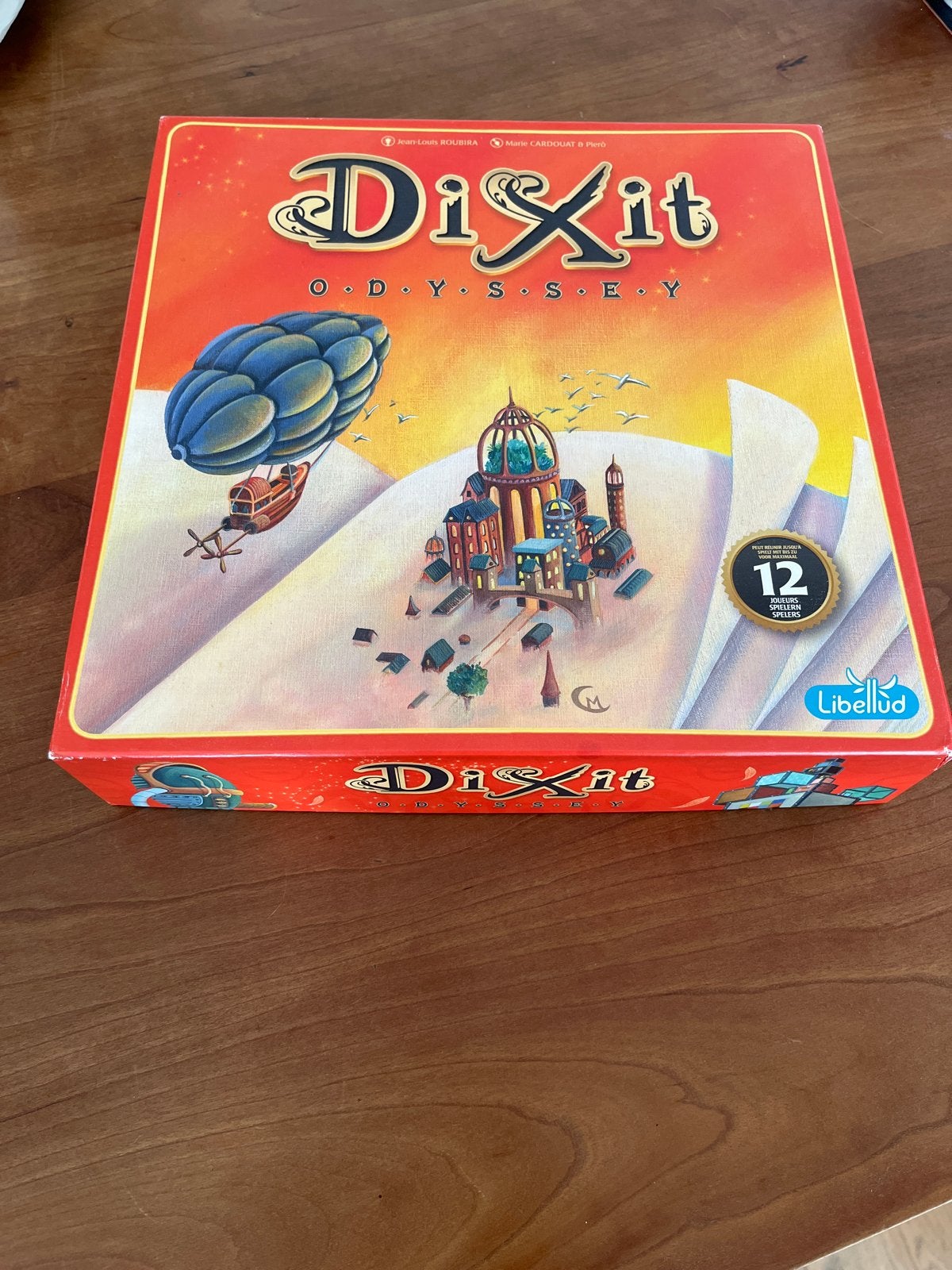 Dixit Odyssey Bordspel - nooit gebruikt, Vijf spelers of meer, Ophalen of Verzenden, Zo goed als nieuw