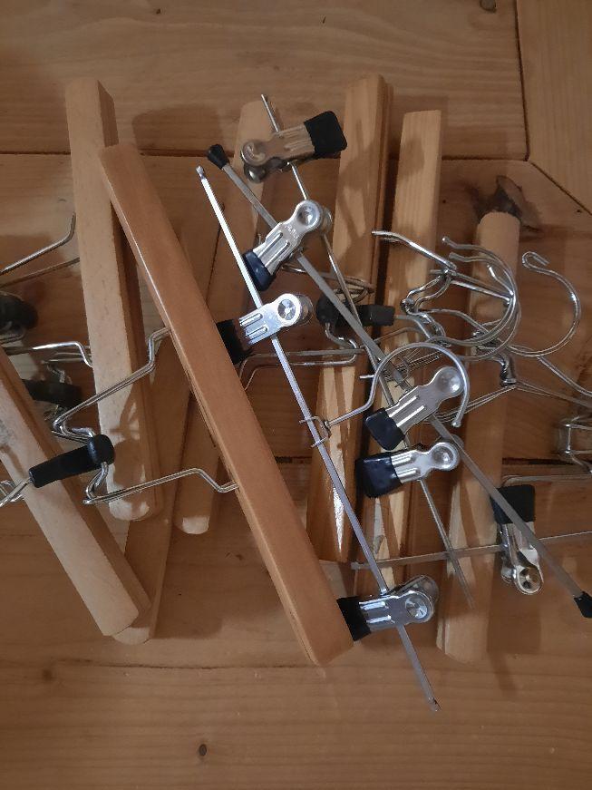 Broek kleerhanger, kleerhangers van hout en ijzer, Ophalen of Verzenden, Zo goed als nieuw, Hout, Volwassenen