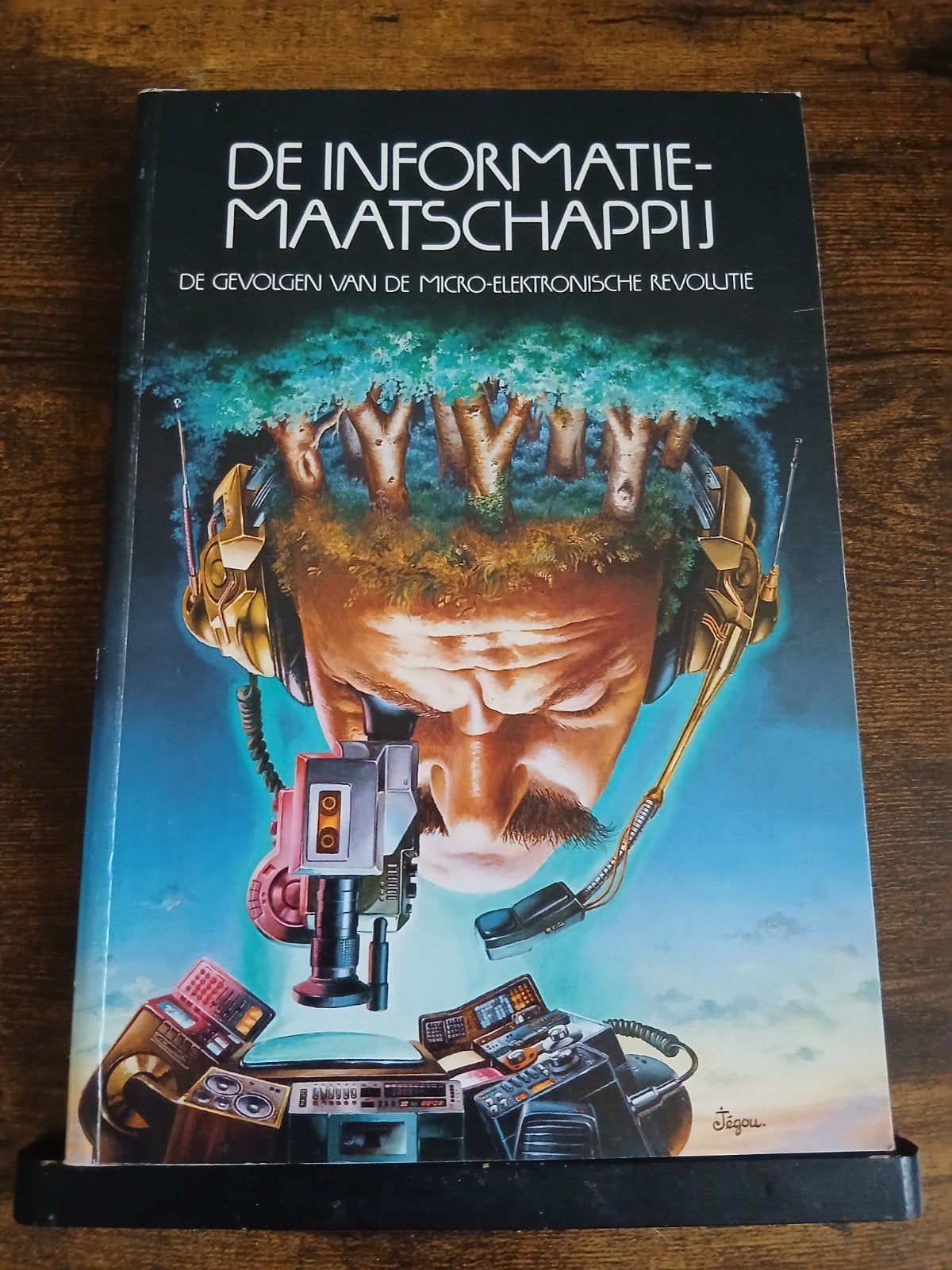 De Informatiemaatschappij: Micro-elektronische Revolutie, Boeken, Ophalen of Verzenden, Gelezen, Vakgebied of Industrie, Onbekend
