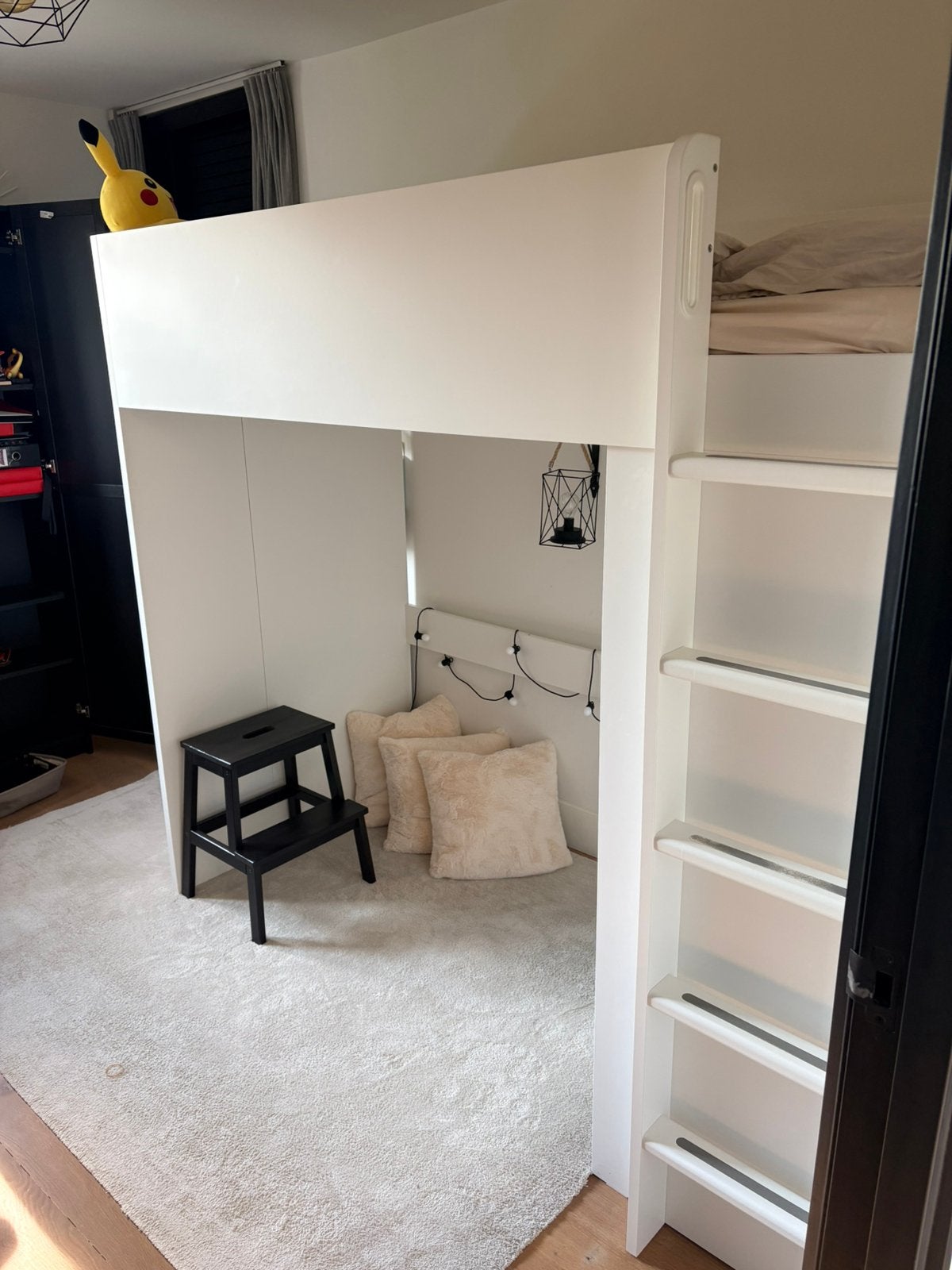 IKEA Småstad hoogslaper wit met kledingkast& vakken 90x200, Ophalen, Zo goed als nieuw, Hoogslaper