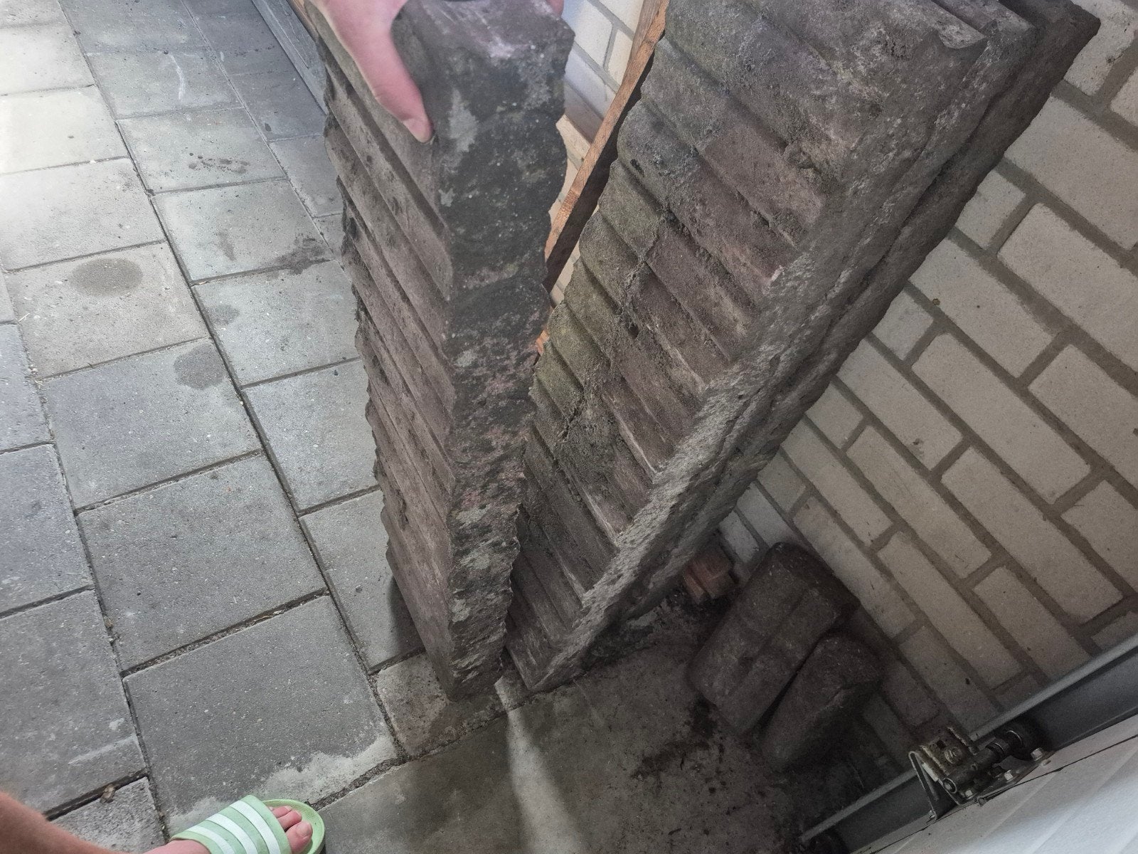 Stenen tuinafzetters van 100 cm (4 stuks + 2 kleine), Tuin en Terras, Bielzen en Borders, Ophalen of Verzenden, Gebruikt, Minder dan 100 cm