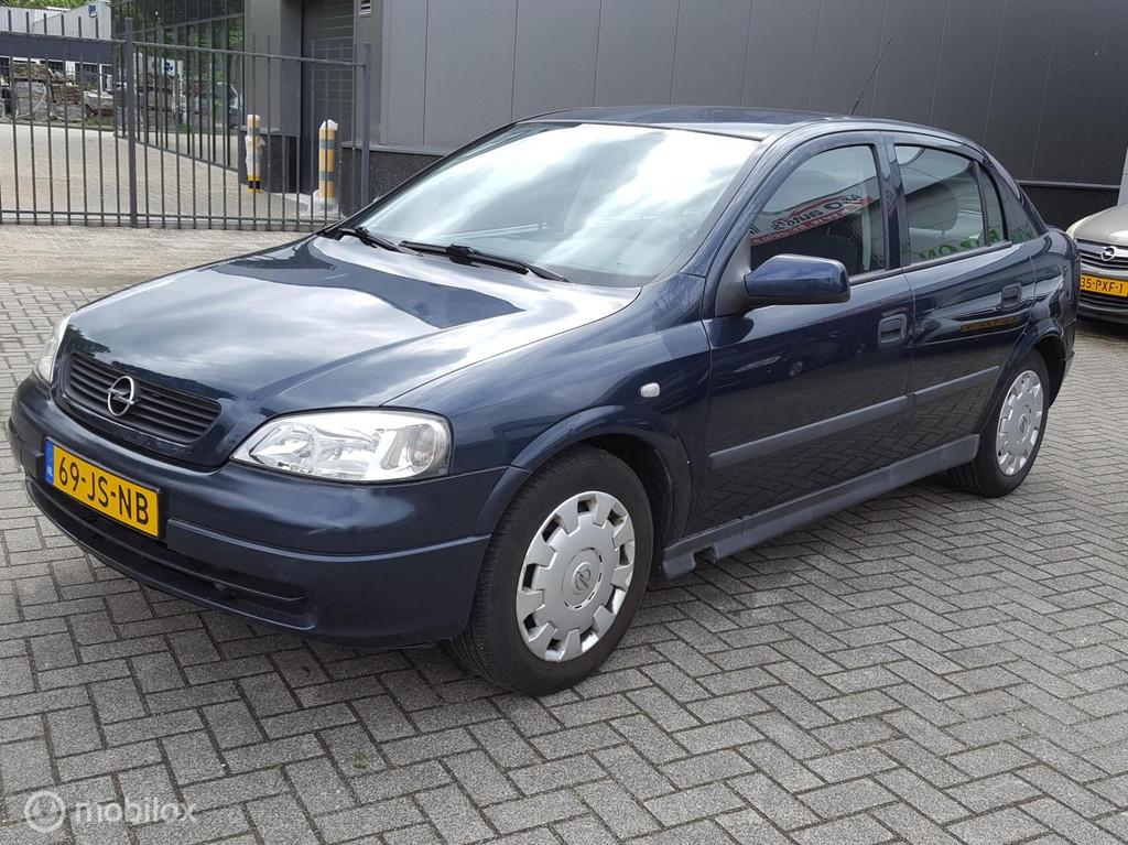Opel Astra 1.6 Edition Automaat / 74410 km. NAP, Auto's, Gebruikt, 4 cilinders, Blauw, Bedrijf
