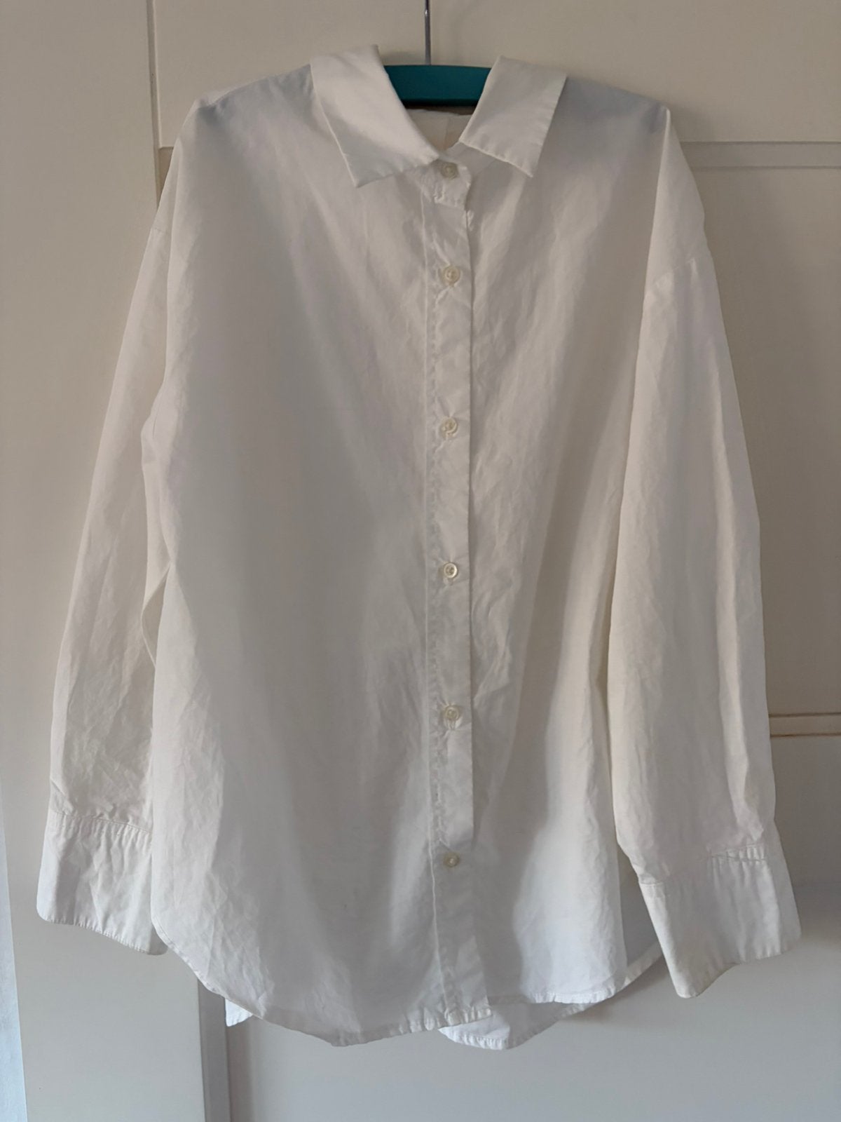 Witte blouse Zara 128, Ophalen of Verzenden, Zo goed als nieuw, Meisje, Overhemd of Blouse