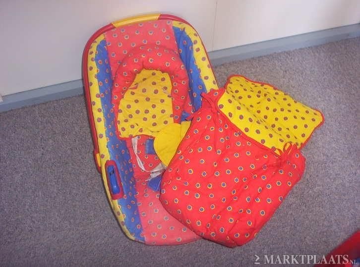 veiligheidszitje inclusief slaapzak, Ophalen, Zo goed als nieuw, Isofix, 0 t/m 13 kg